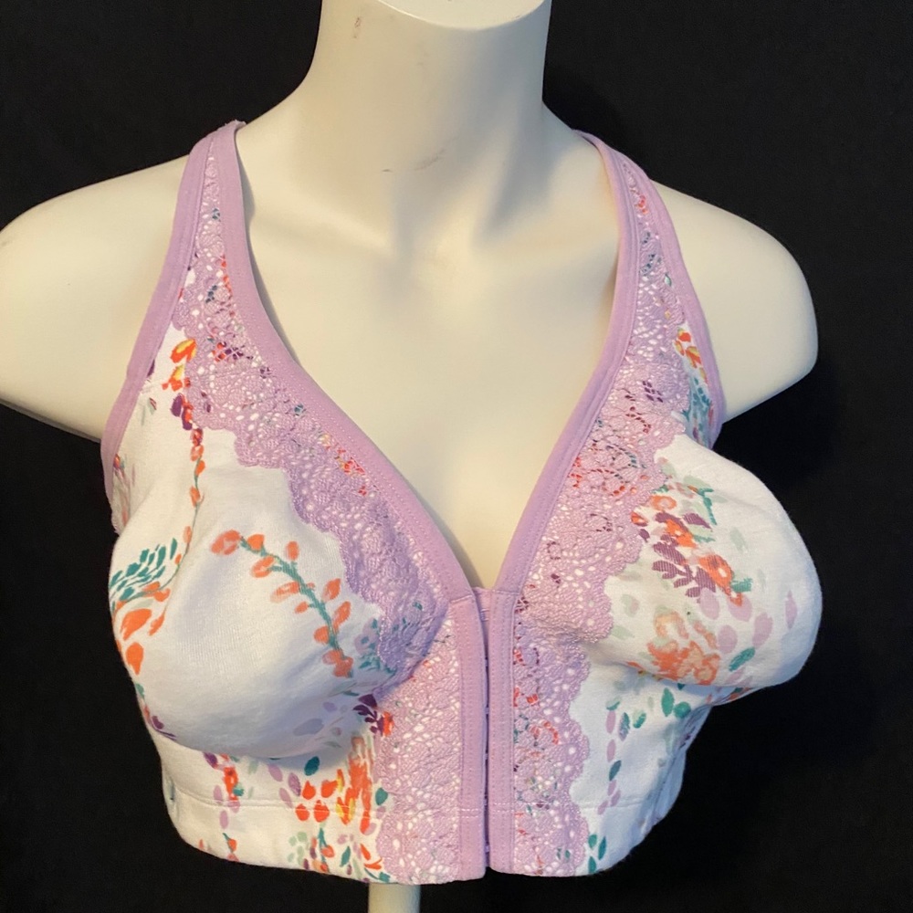 Front Closure Knit Bra Size 44DD